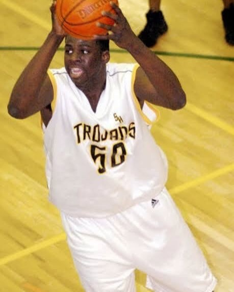 追梦季前赛绝杀瞬间成球迷永恒记忆