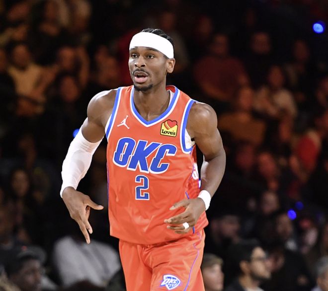 火箭湖人赢球后西部排名悬念再起，三队争冠格