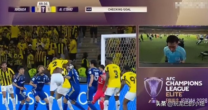 亚冠裁判马宁遭吉达联合主帅怒斥收钱黑哨引争