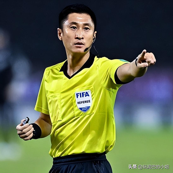 亚冠裁判马宁遭吉达联合主帅怒斥收钱黑哨引争