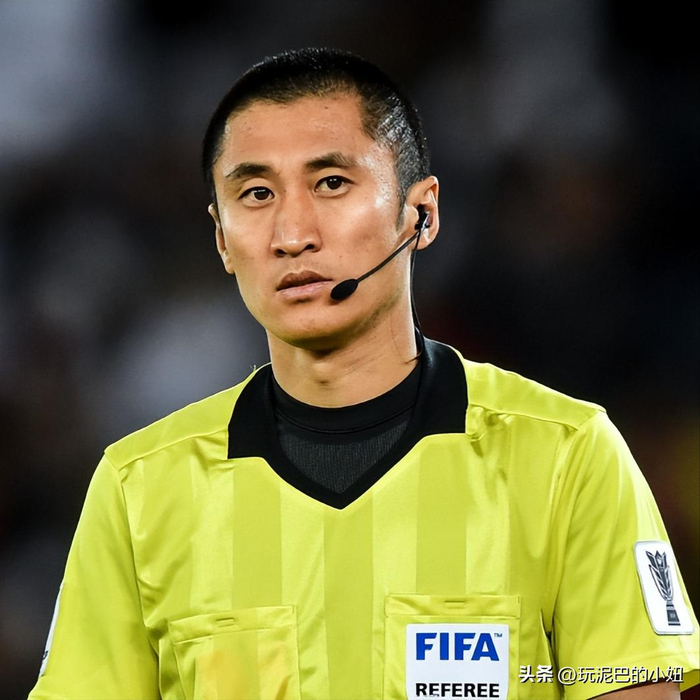 亚冠裁判马宁遭吉达联合主帅怒斥收钱黑哨引争