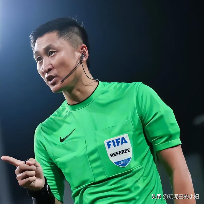 亚冠裁判马宁遭吉达联合主帅怒斥收钱黑哨引争